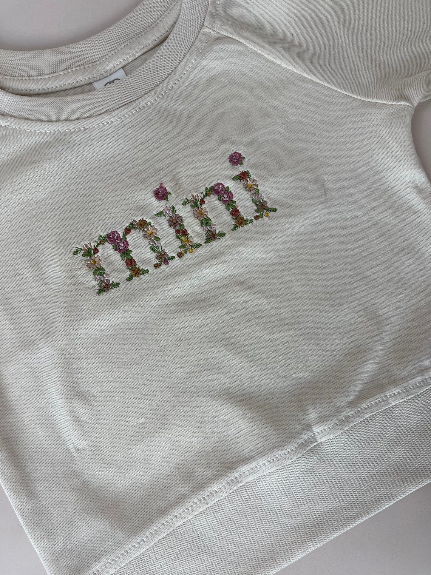 Mini floral embroidered sweatshirt